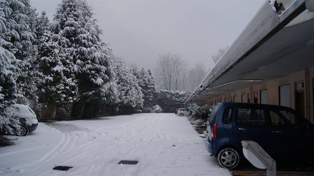 Blue Relais Maggiore Hotel Dormelletto Exterior photo